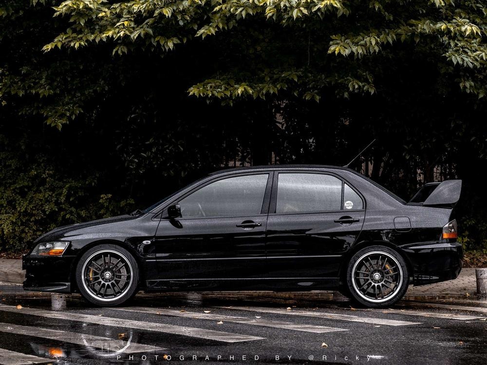 Mitsubishi Lancer 2006 — фото автомобиля