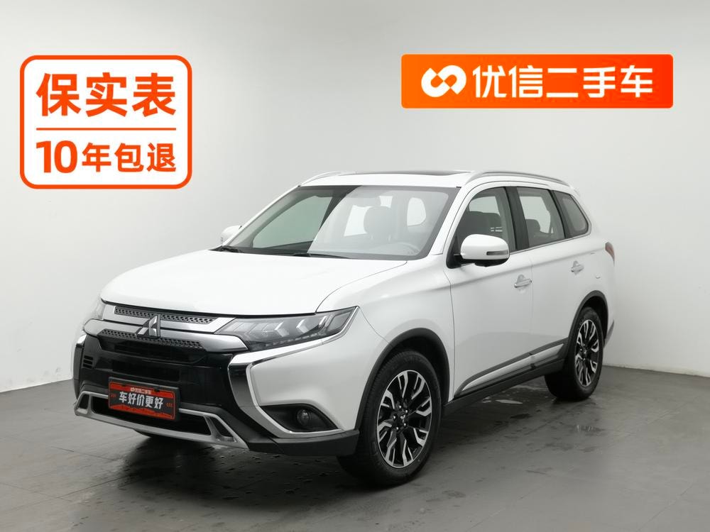 Mitsubishi Outlander 2019 — фото автомобиля