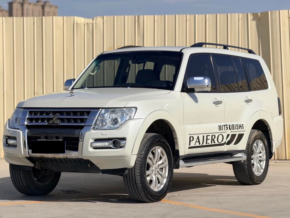 Mitsubishi Pajero (Import) 2019 — фото автомобиля