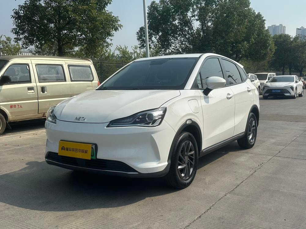 Neta V 2022 — фото автомобиля 1