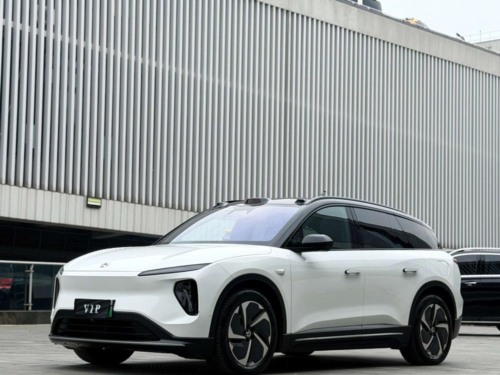 NIO ES6 2023 — фото автомобиля