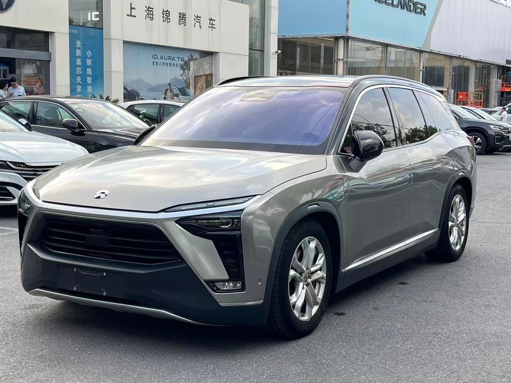 NIO ES8 2022 — фото автомобиля
