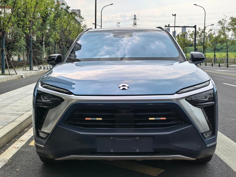 NIO ES8 2020 — фото автомобиля