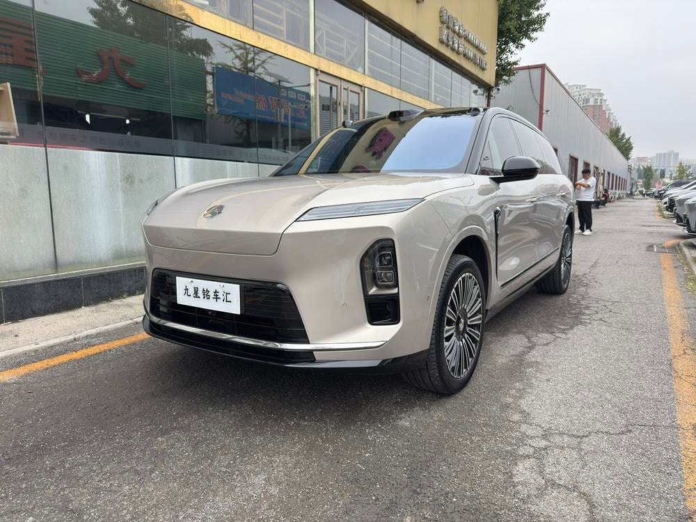 NIO ES8 2026 — фото автомобиля