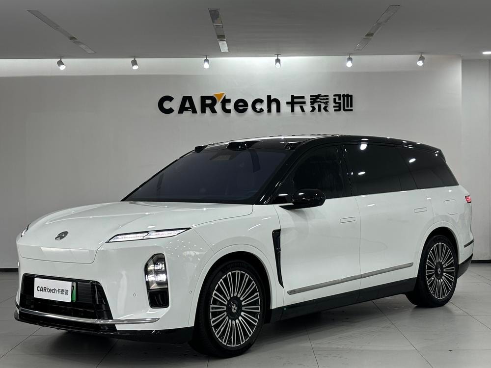 NIO ES8 2026 — фото автомобиля 1