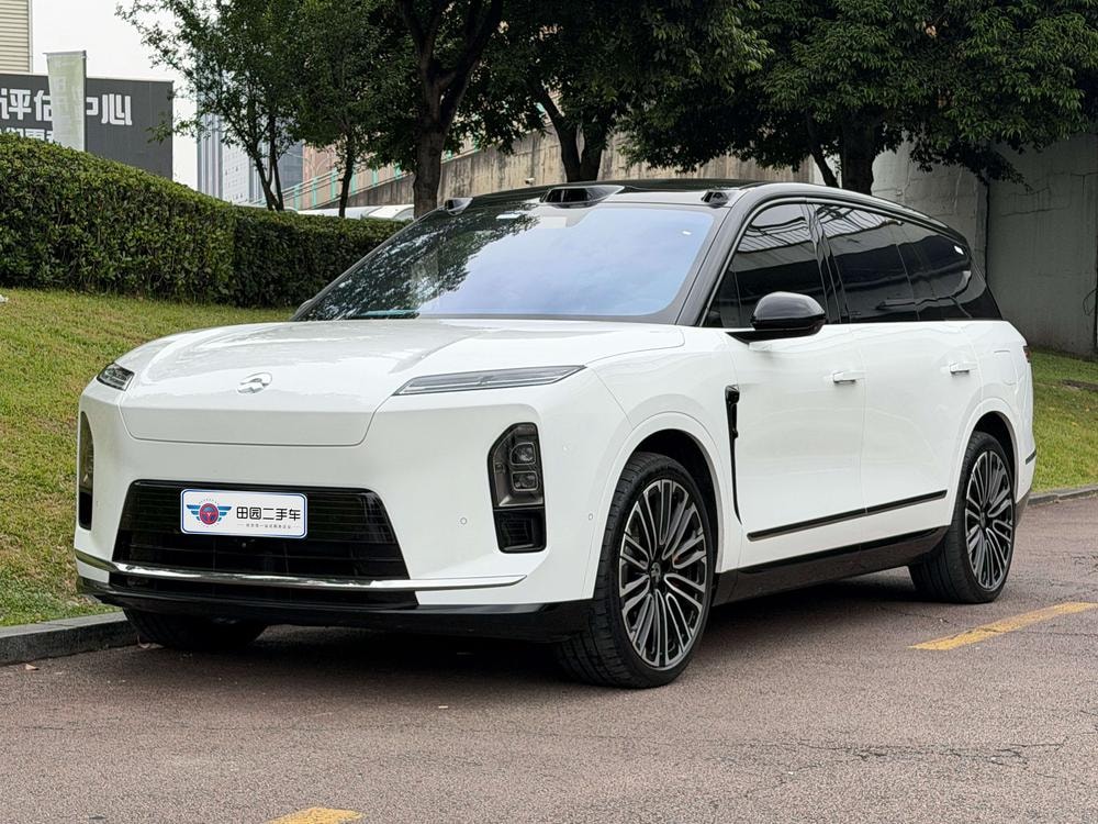 NIO ES8 2026 — фото автомобиля 1