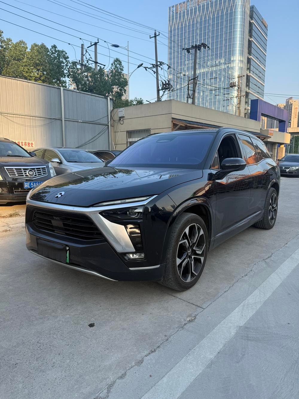 NIO ES8 2020 — фото автомобиля