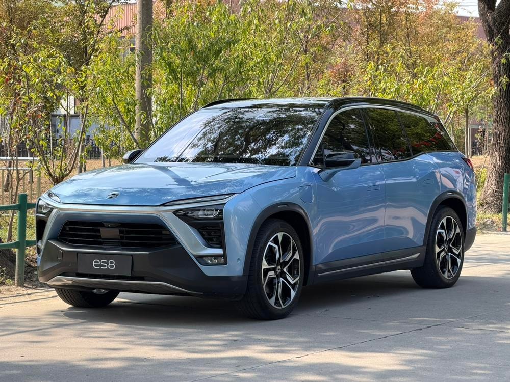 NIO ES8 2018 — фото автомобиля