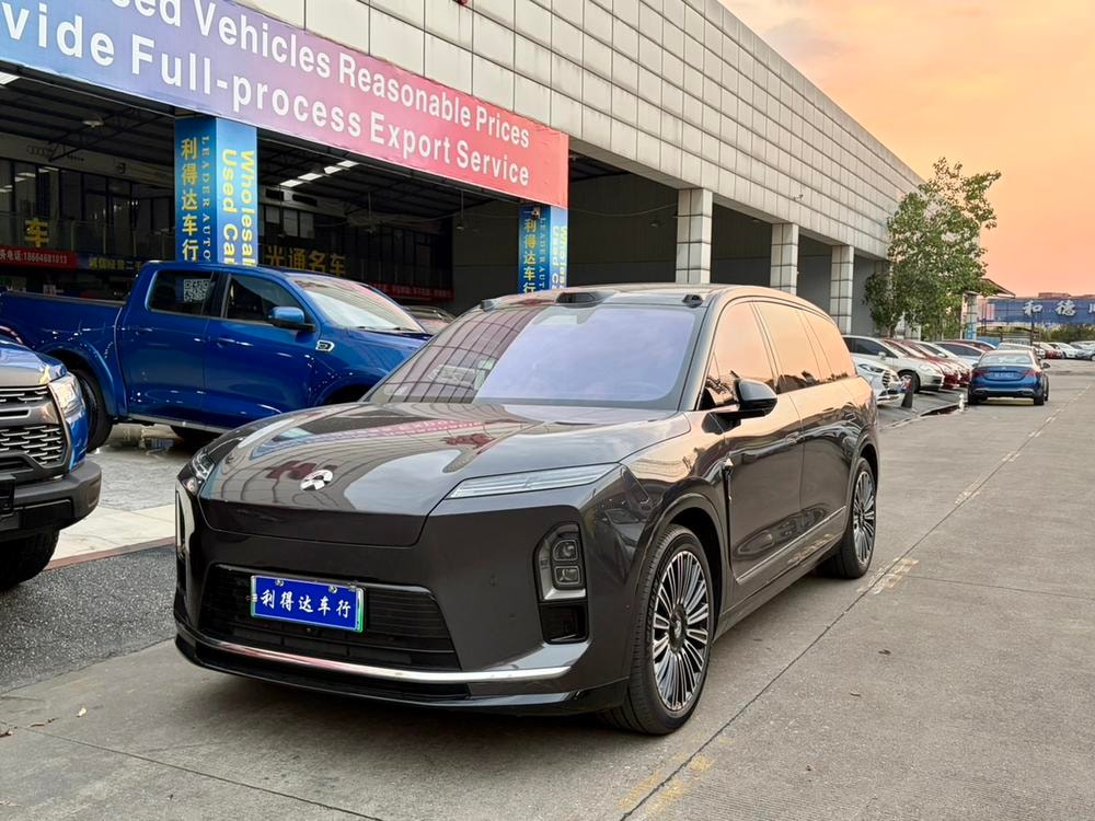 NIO ES8 2026 — фото автомобиля