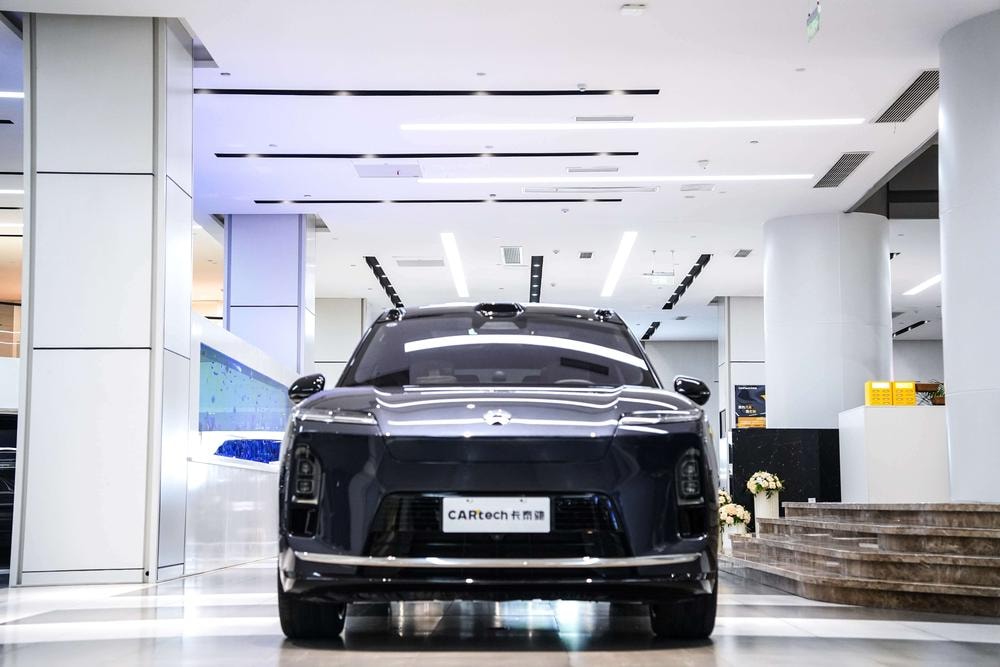 NIO ES8 2026 — фото автомобиля