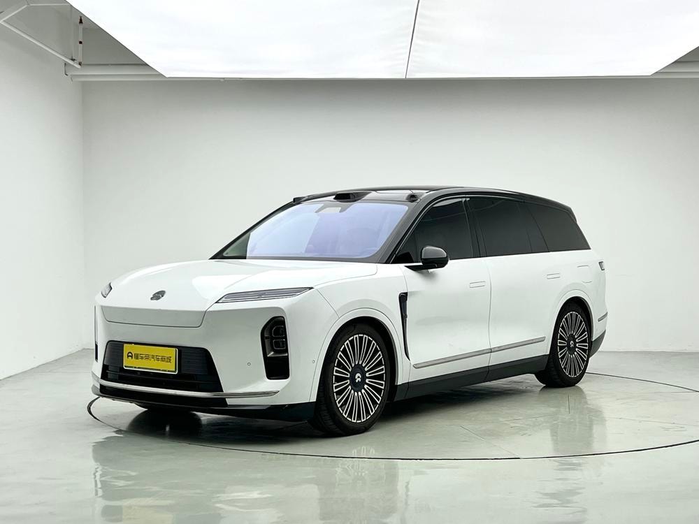 NIO ES8 2026 — фото автомобиля