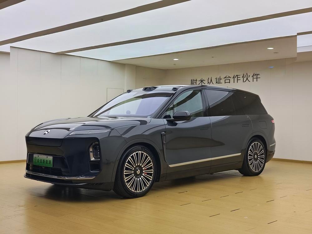 NIO ES8 2026 — фото автомобиля