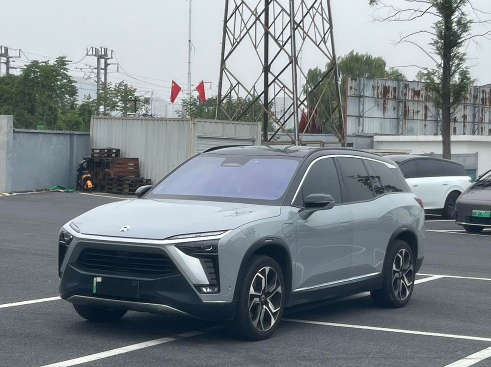 NIO ES8 2020 — фото автомобиля 1