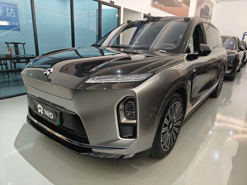 NIO ES8 2026 — фото автомобиля