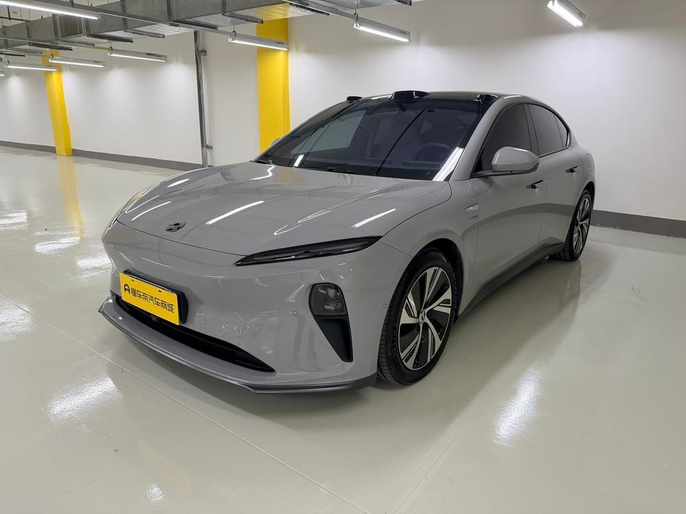 NIO ET5 2024 — фото автомобиля