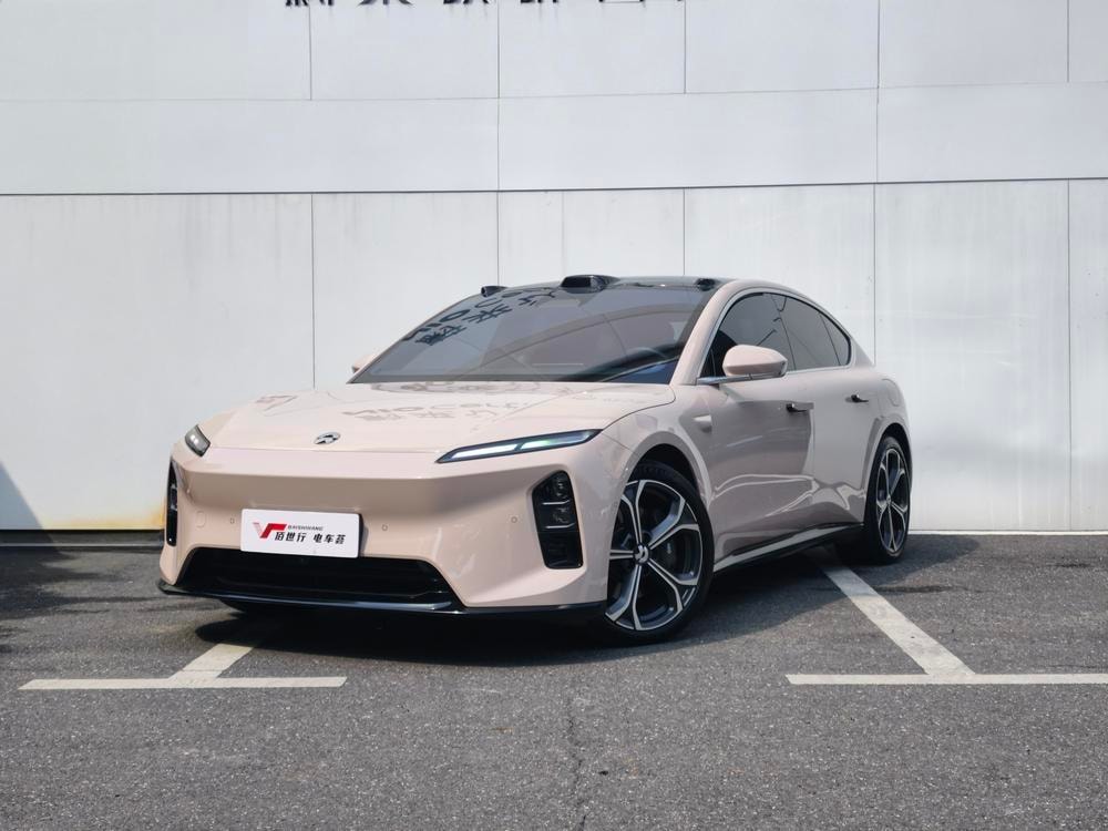 NIO ET5 2025 — фото автомобиля