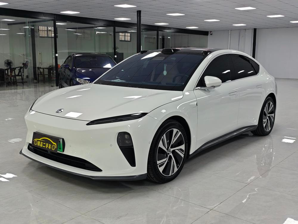 NIO ET5 2022 — фото автомобиля 1