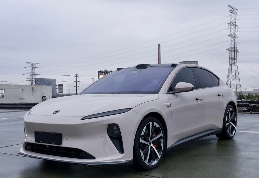 NIO ET5 2022 — фото автомобиля