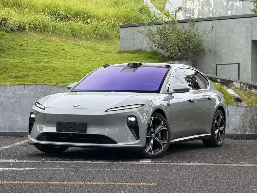 NIO ET5 2024 — фото автомобиля