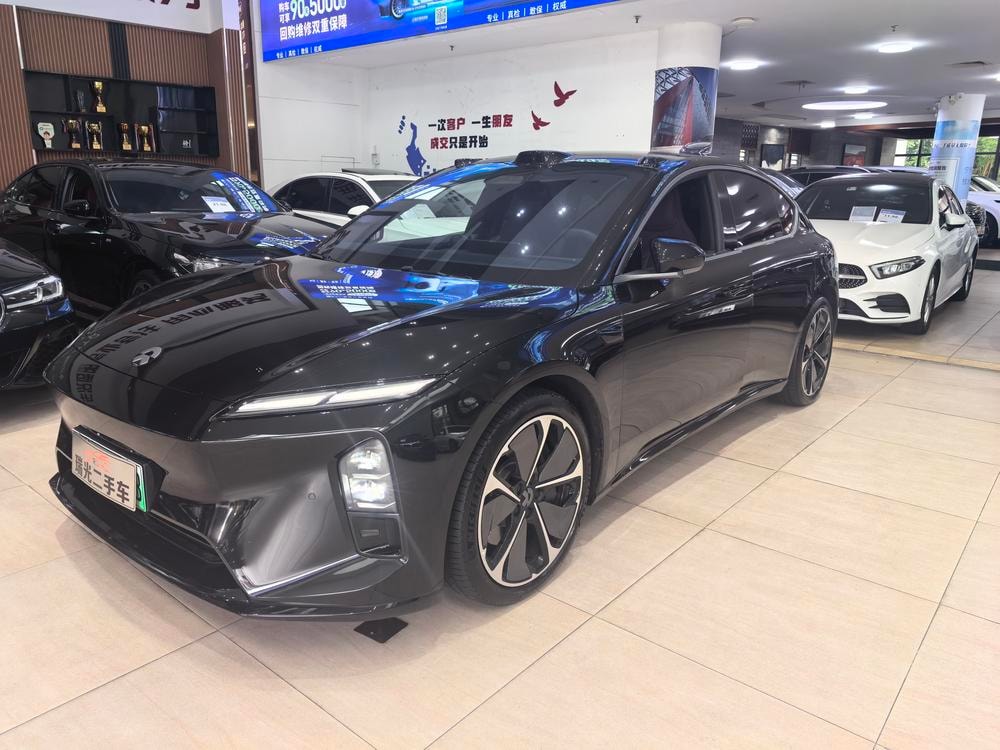 NIO ET5 2025 — фото автомобиля
