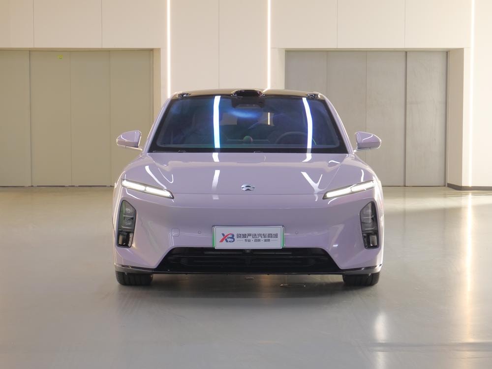 NIO ET5T 2025 — фото автомобиля