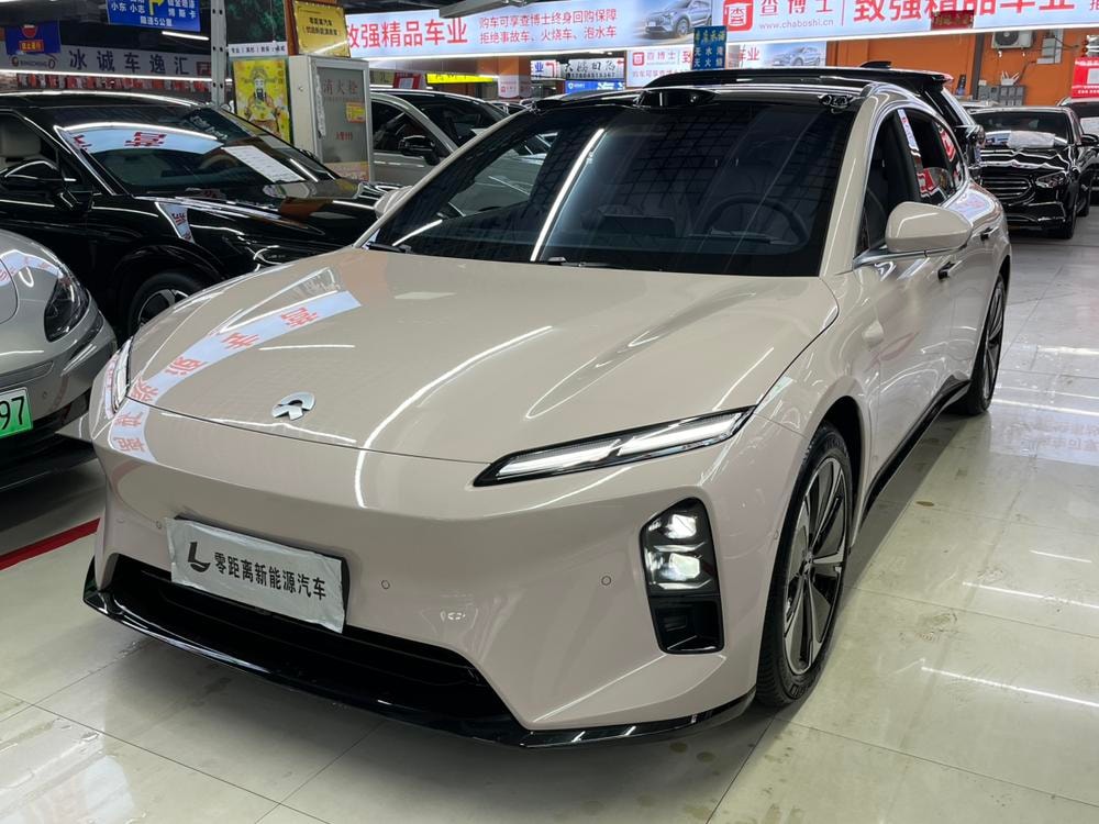 NIO ET5T 2026 — фото автомобиля