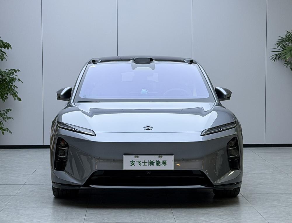 NIO ET5T 2025 — фото автомобиля