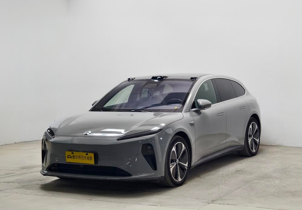 NIO ET5T 2024 — фото автомобиля