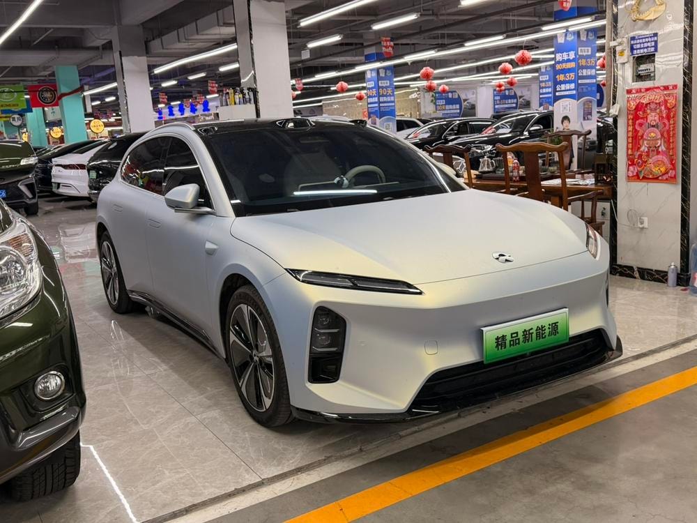 NIO ET5T 2025 — фото автомобиля