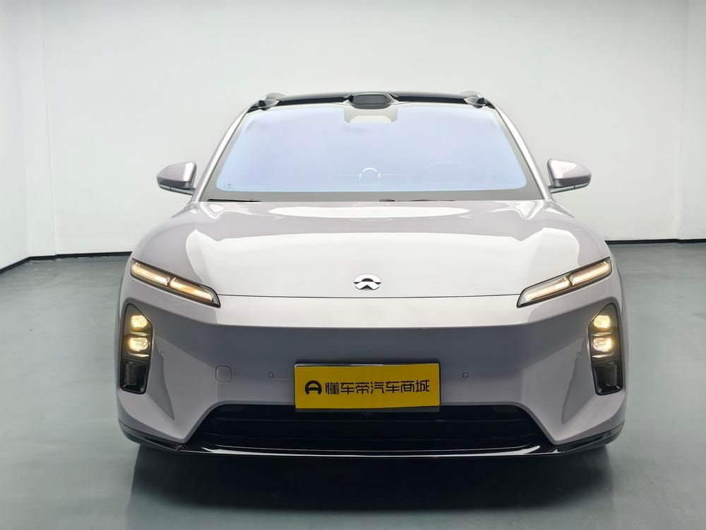 NIO ET5T 2025 — фото автомобиля