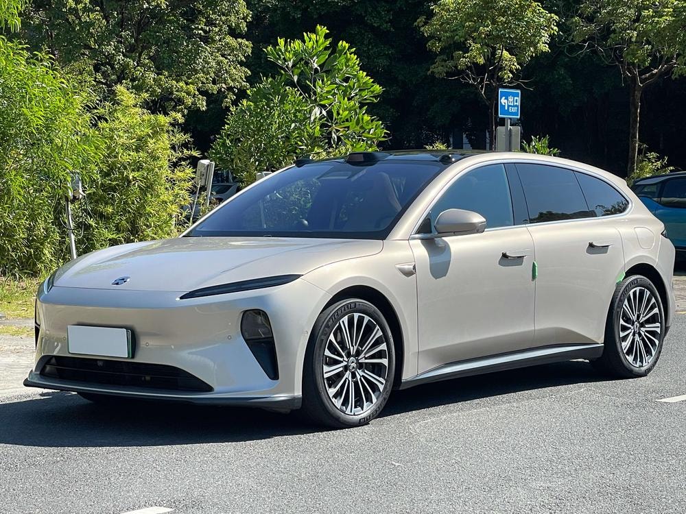 NIO ET5T 2023 — фото автомобиля