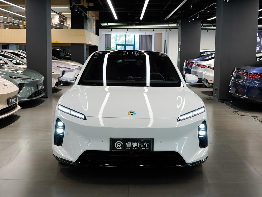 NIO ET5T 2025 — фото автомобиля