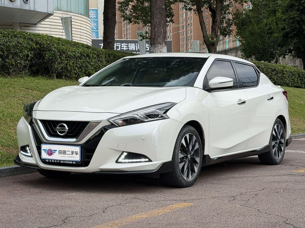 Nissan Bluebird 2020 — фото автомобиля