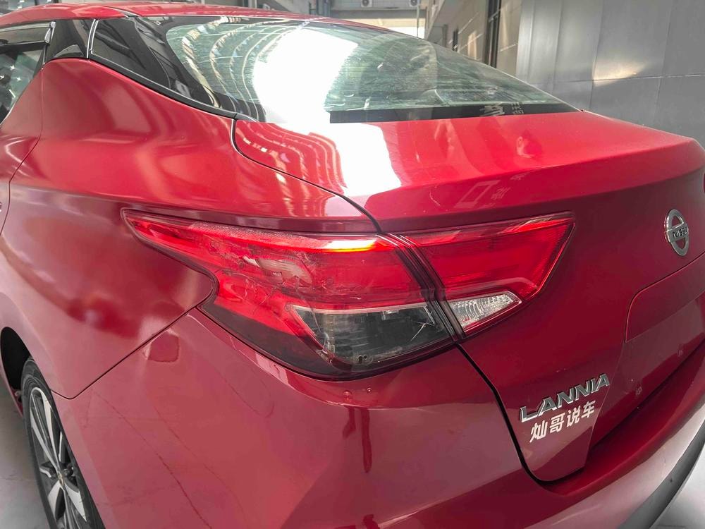 Nissan Bluebird 2019 — фото автомобиля
