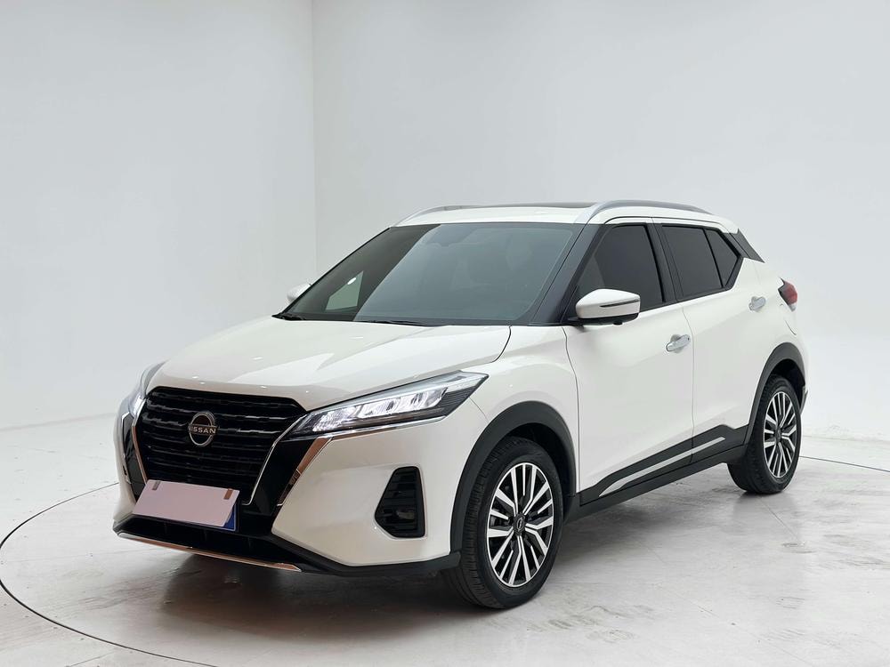 Nissan Kicks 2023 — фото автомобиля 1