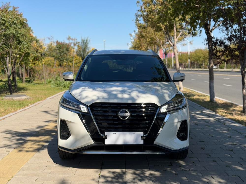 Nissan Kicks 2023 — фото автомобиля 1