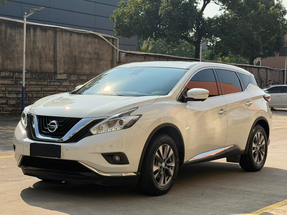 Nissan Murano 2021 — фото автомобиля