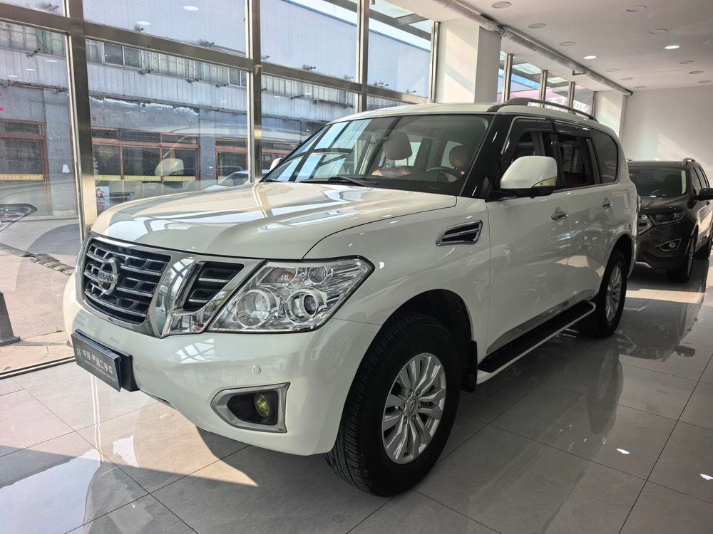 Nissan Patrol 2018 — фото автомобиля