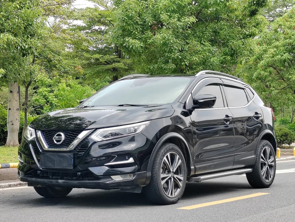 Nissan Qashqai 2021 — фото автомобиля 1