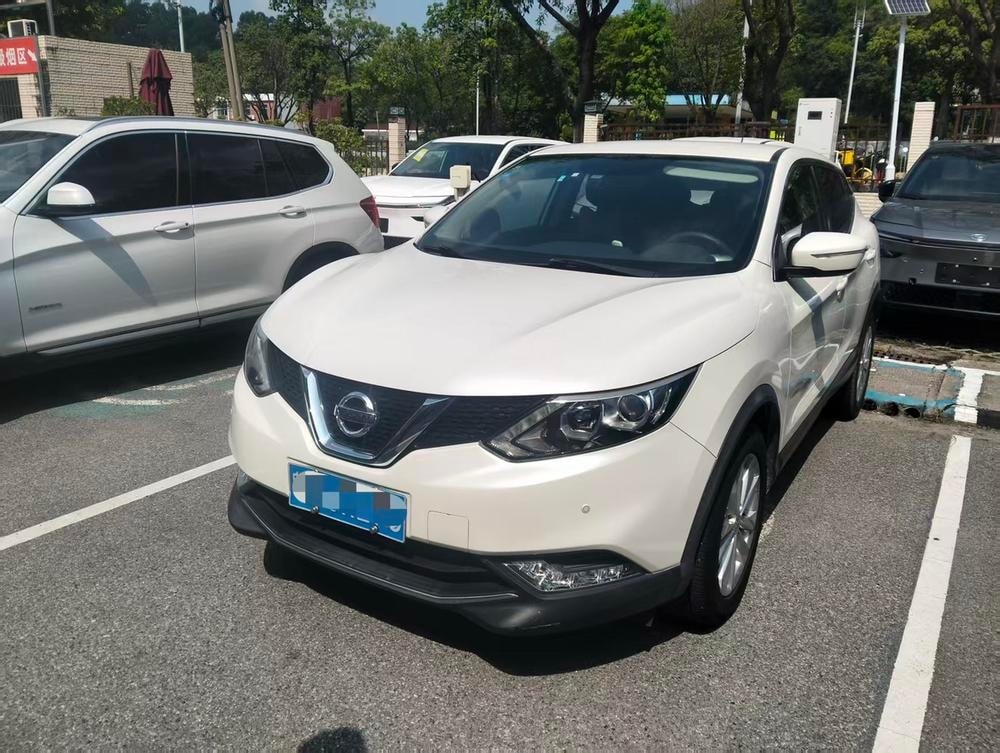 Nissan Qashqai 2017 — фото автомобиля