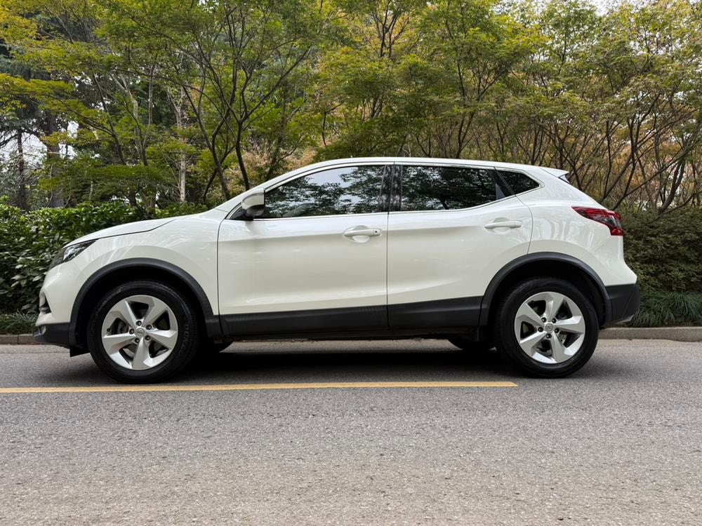 Nissan Qashqai 2021 — фото автомобиля