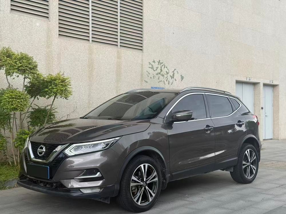 Nissan Qashqai 2021 — фото автомобиля