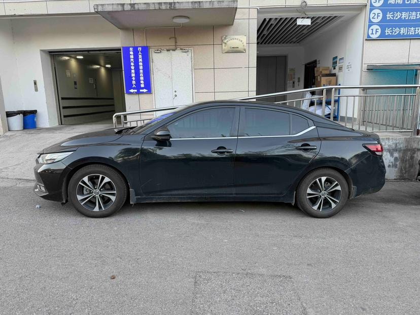 Nissan Sylphy 2021 — фото автомобиля