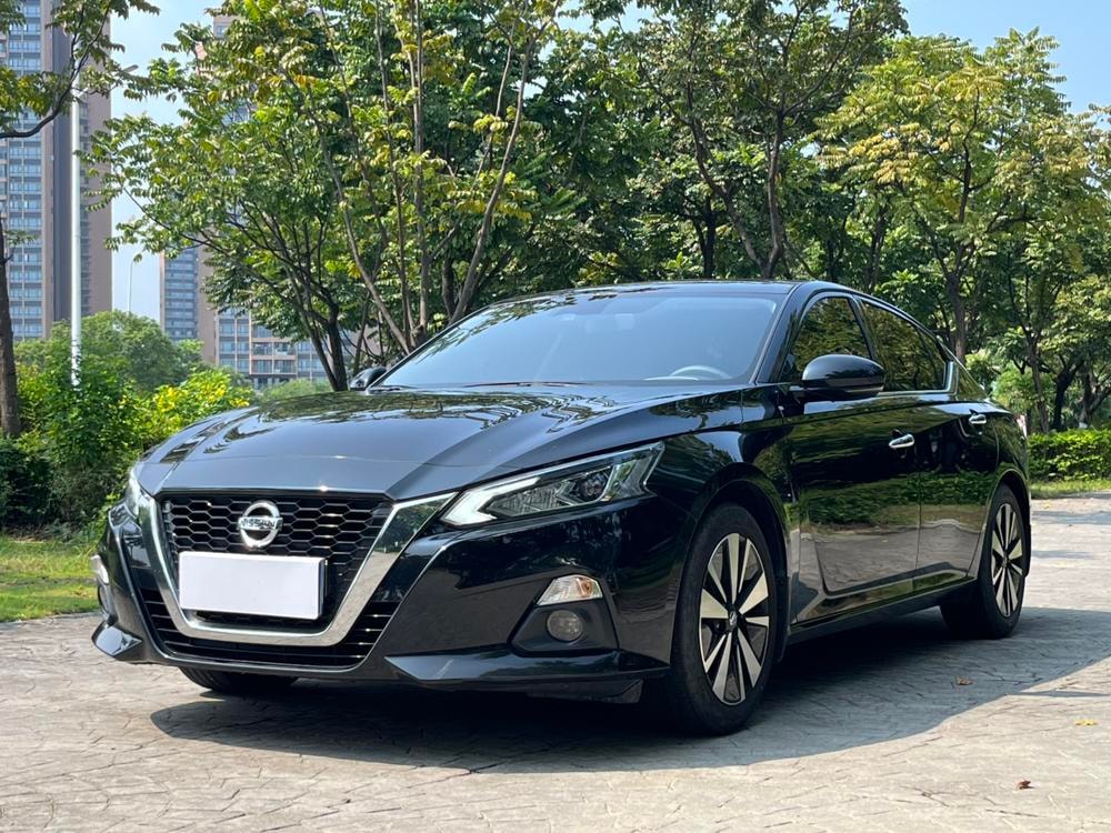 Nissan Teana 2021 — фото автомобиля 1