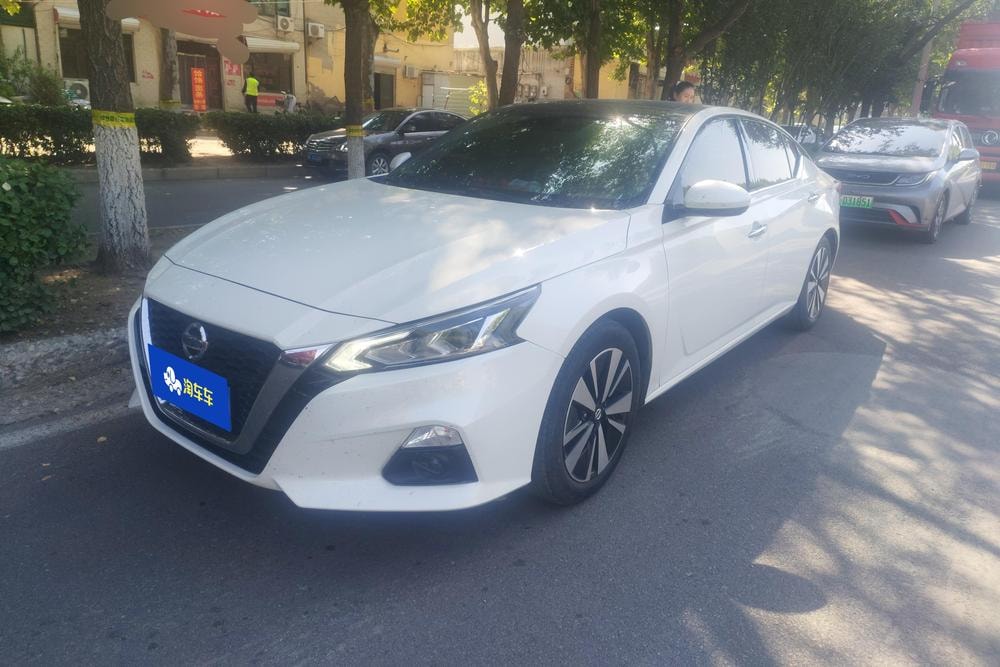 Nissan Teana 2021 — фото автомобиля