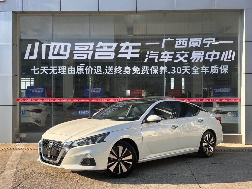 Nissan Teana 2021 — фото автомобиля 1
