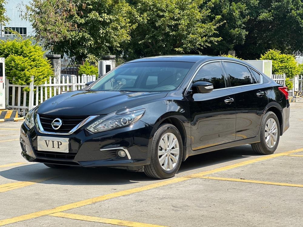 Nissan Teana 2018 — фото автомобиля