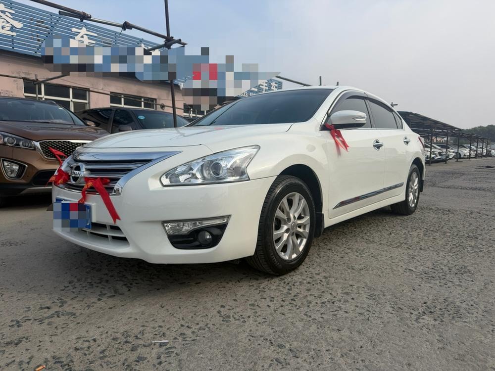 Nissan Teana 2013 — фото автомобиля