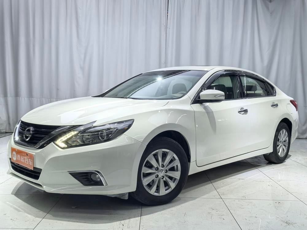 Nissan Teana 2016 — фото автомобиля 1