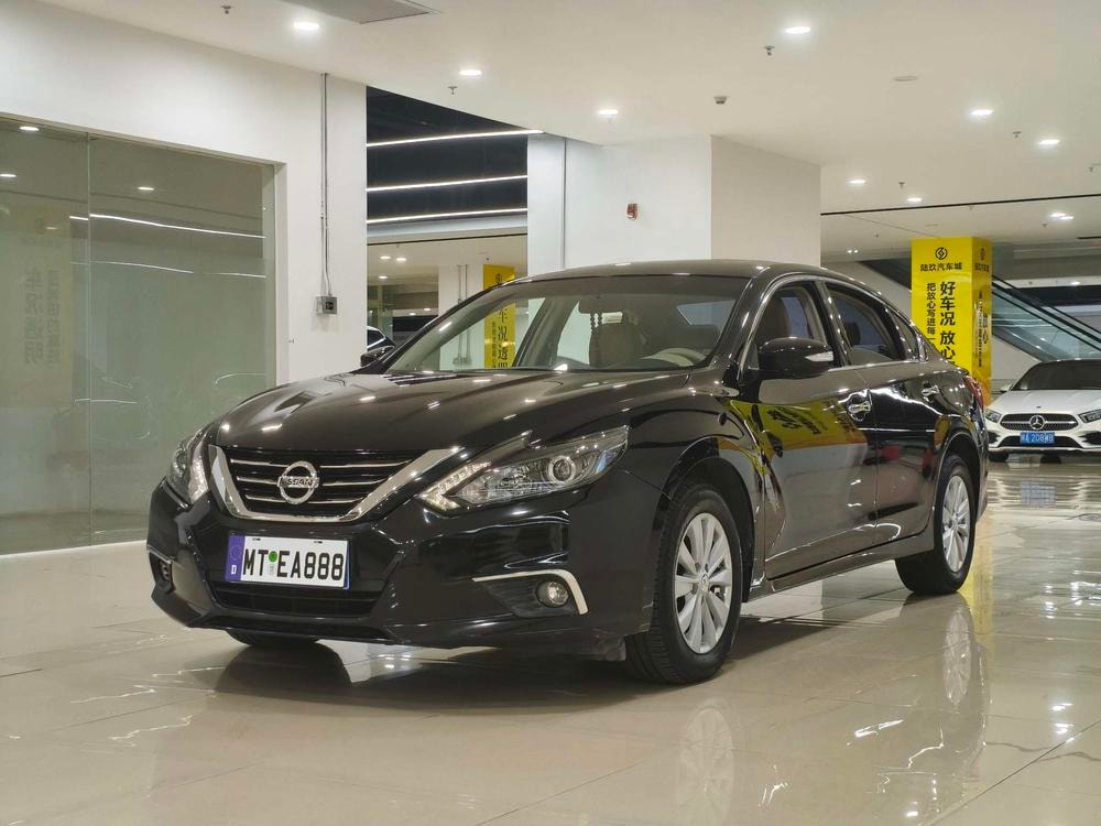Nissan Teana 2016 — фото автомобиля
